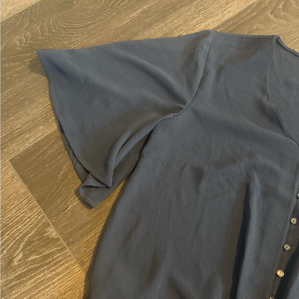 NWT LUSH x Stitchfix Krisantha Tie Front Blouse - Navy, Medium - Picture 6 of 8